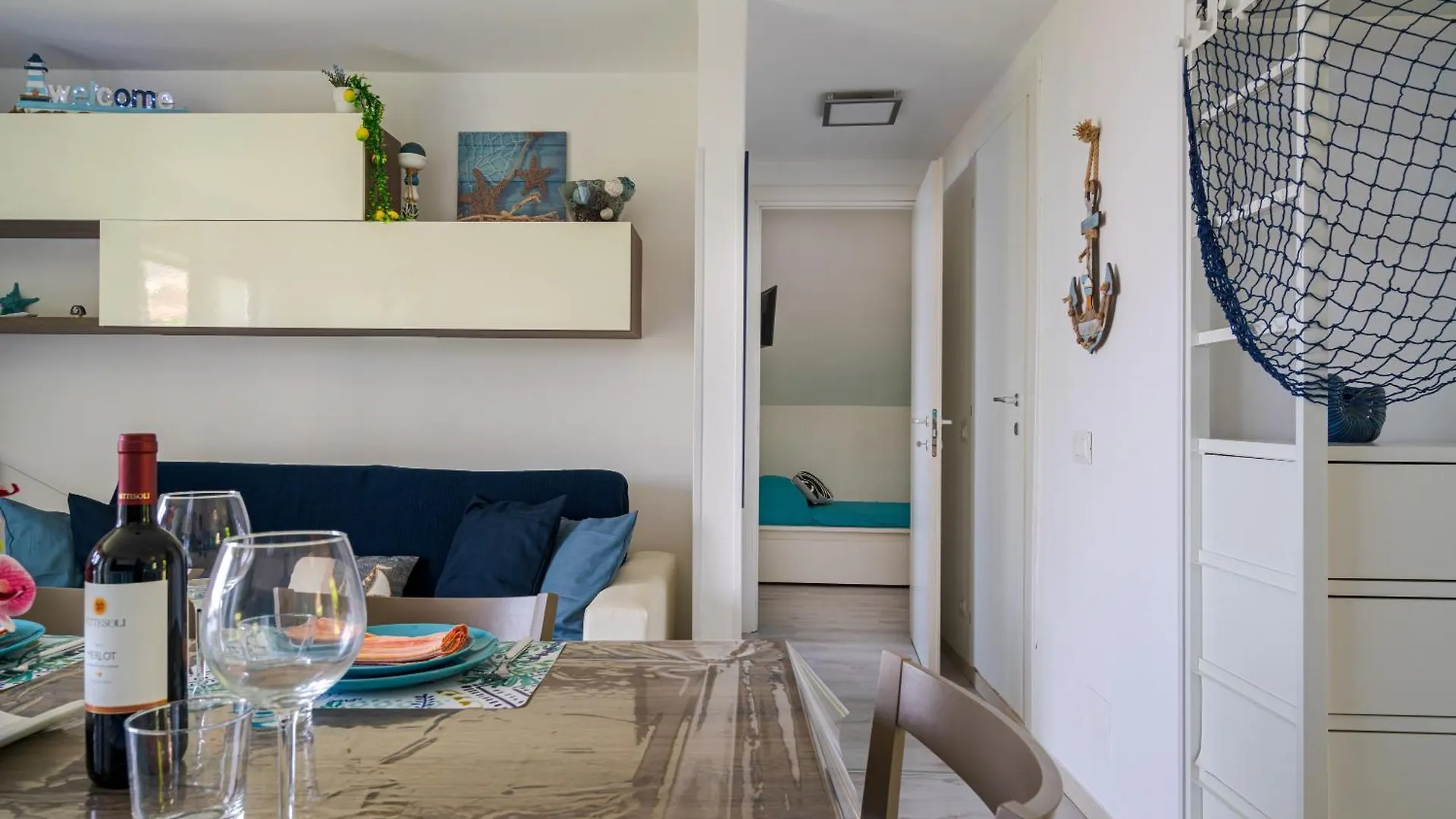 La Goccia Sul Mare Apartment Letojanni Italy