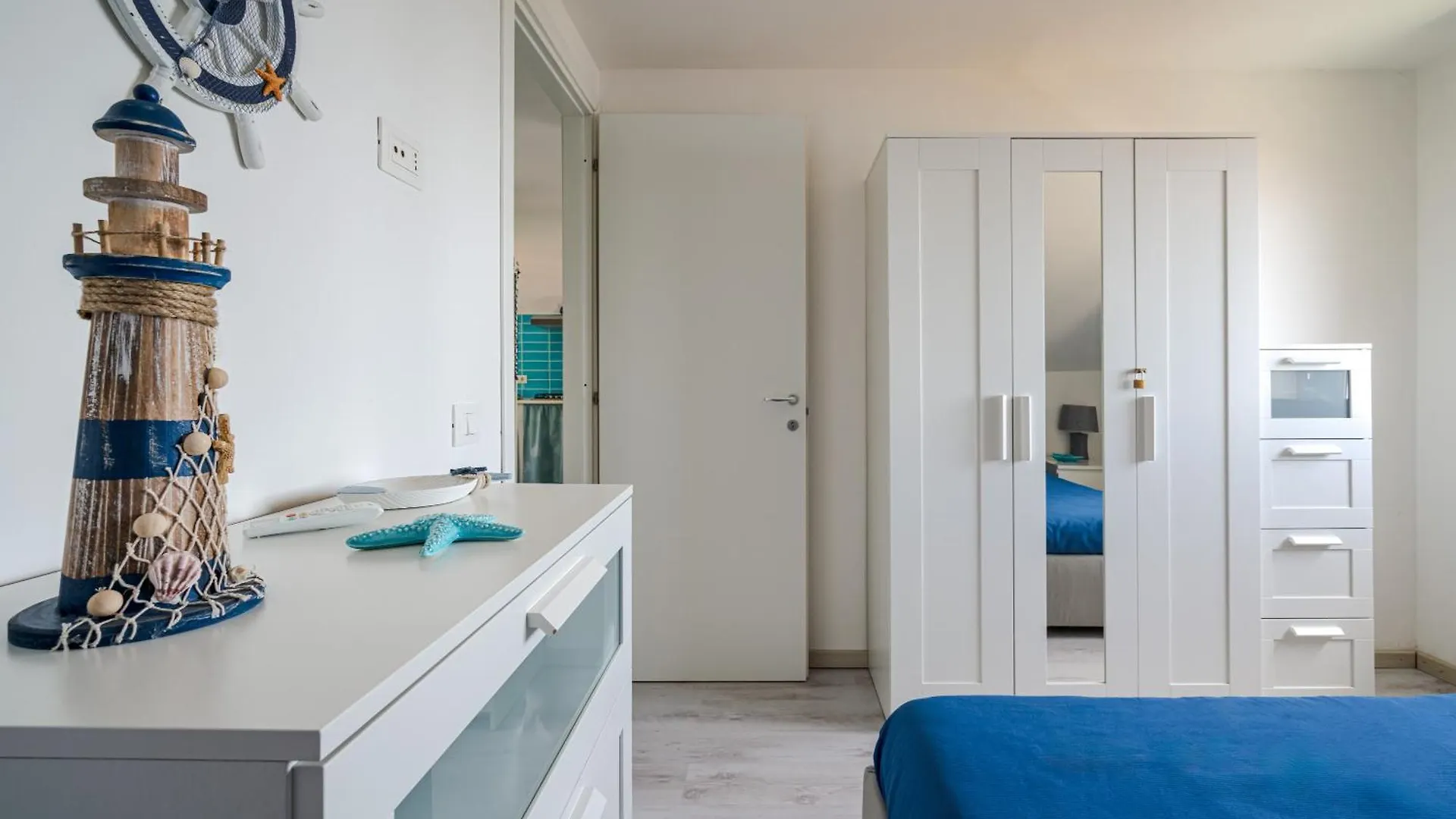 La Goccia Sul Mare Apartment Letojanni Italy
